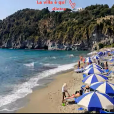 Ischia-forio-punta Caruso-la Grille Du Coq-villa 1 Il Prezzo Della E Riferito All'intero Con Il Limite Delle Persone Previste N 4